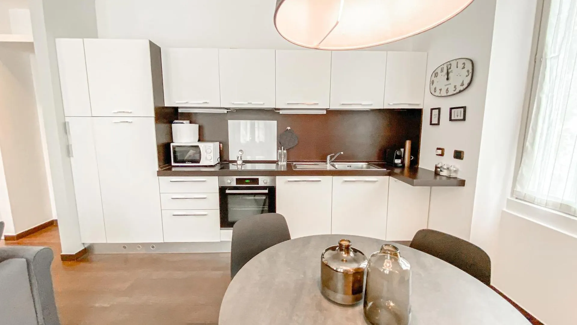 Mac Mahon Suite Milan 0*,