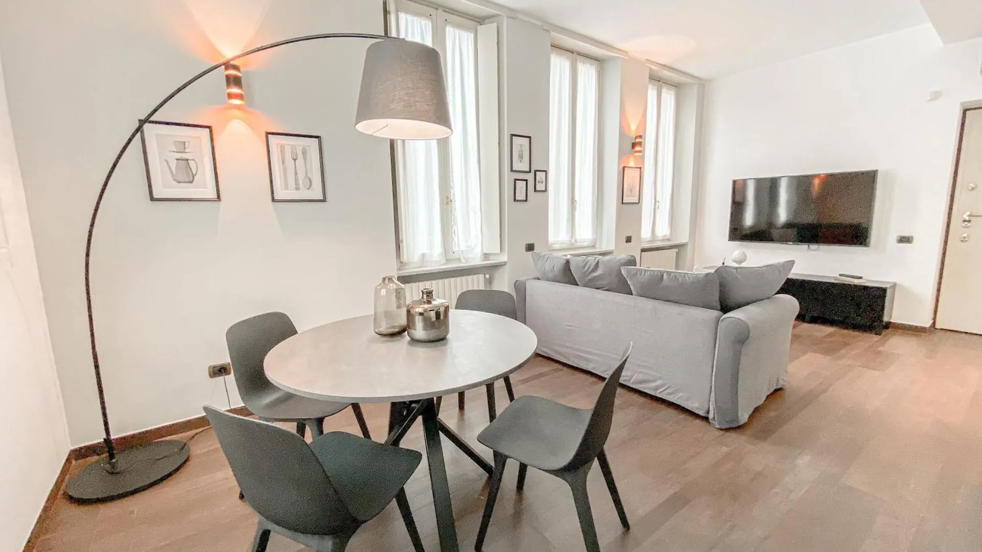 Mac Mahon Suite Milan 0*,